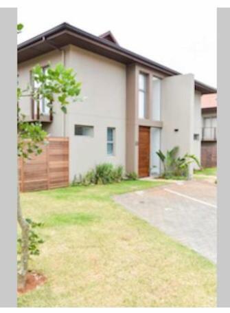 55 Zimbali Wedge Apartment *